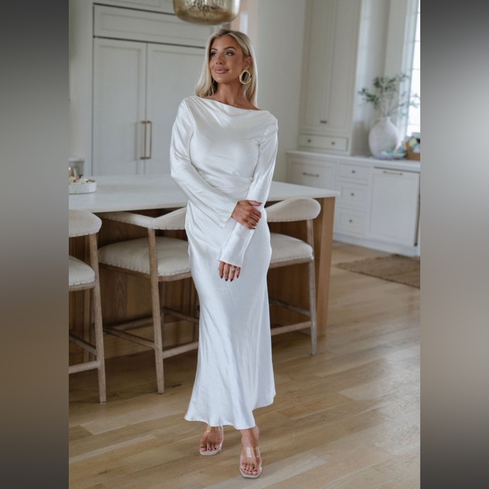 NWT One and Only Collective satin maxi dress - Oyster small